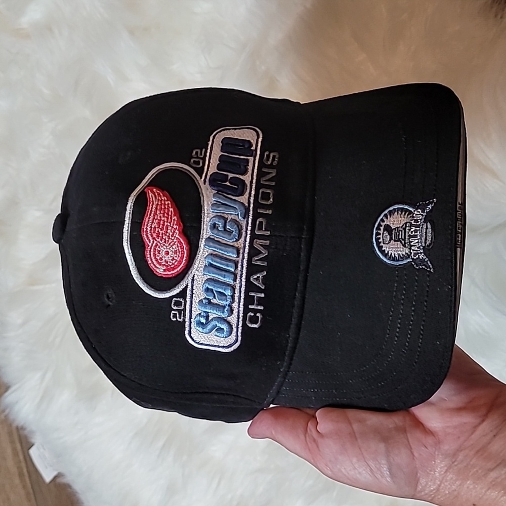 Detroit Red Wings 2002 Stanley Cup Champions New Era Adjustable Black Hat NHL